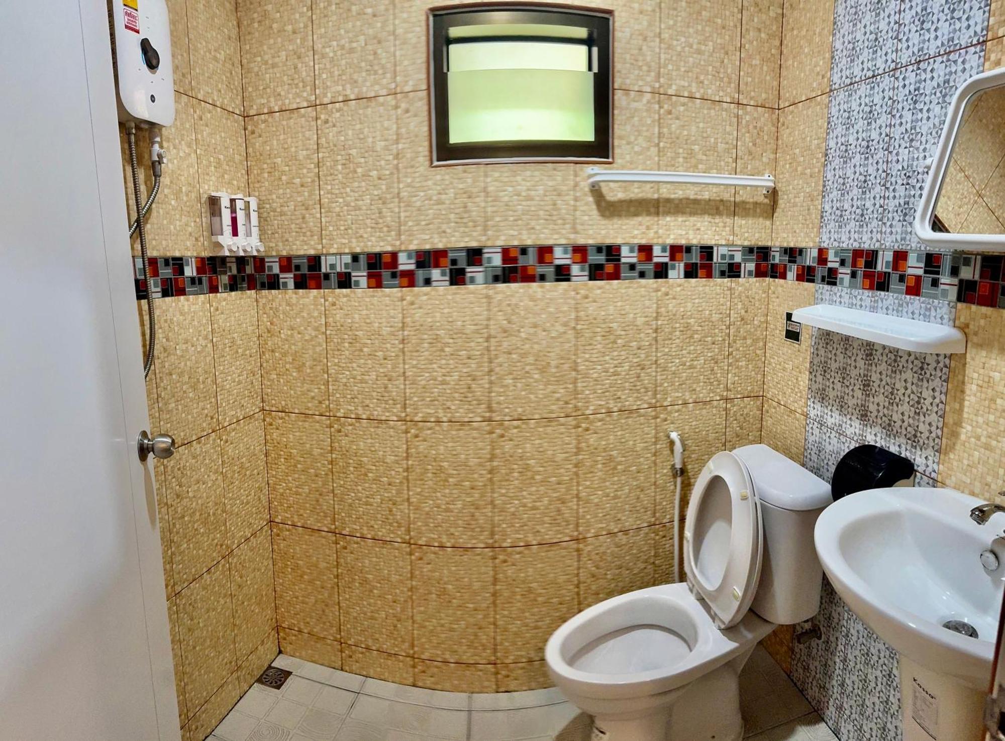Golf House Hotel Nai Yang Beach Екстериор снимка